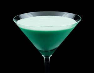 Grasshopper cocktail recipe. Enjoy green drinks on St Patricks day